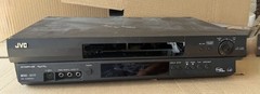 JVC HR-S3902U Super VHS S-VHS ET 4-Head HiFi Stereo VCR Player FOR PARTS