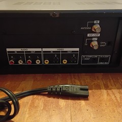 JVC HR-S5100U S-VHS Super VHS VCR Video Cassette Player – No Remote
