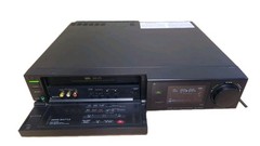 SONY SLV-575UC VHS VCR *Powers On – Does NOT Play or Eject – AS-IS – FOR PARTS
