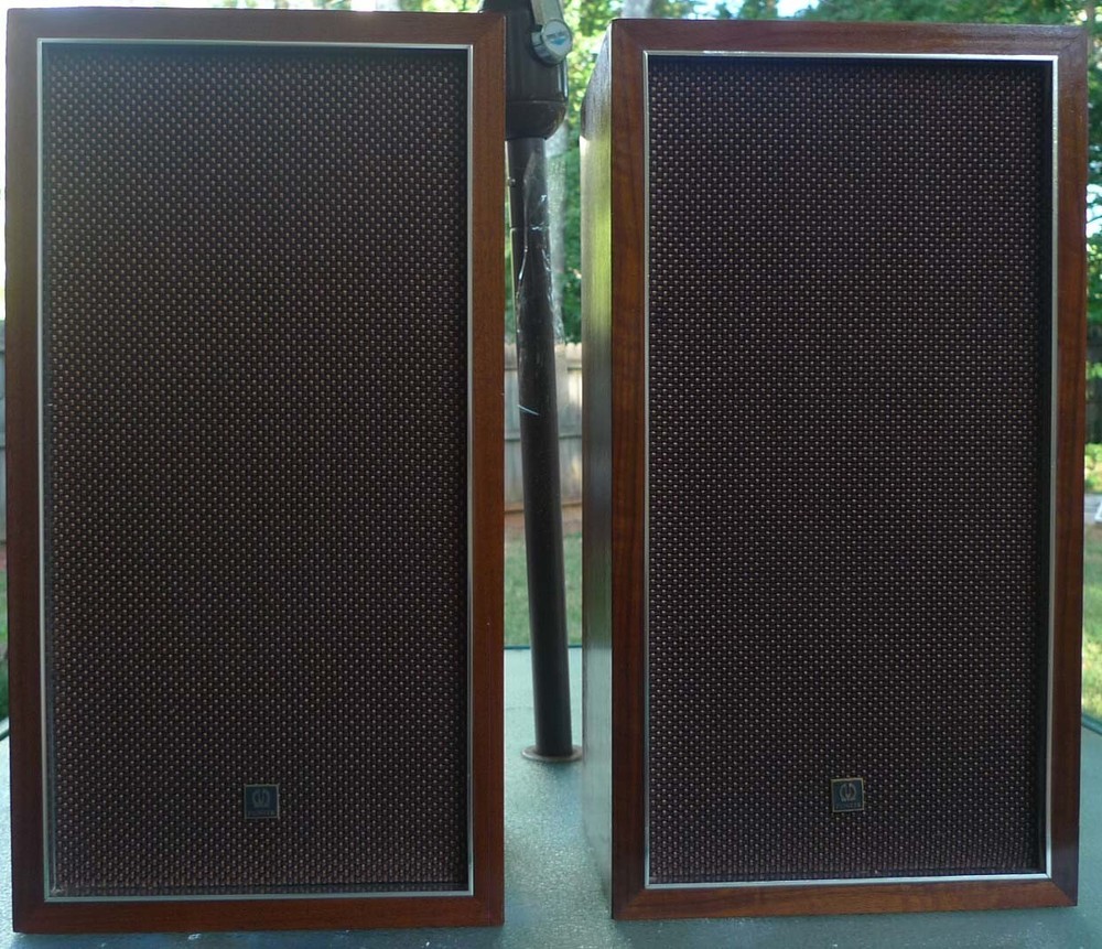 Vintage 1971 Pioneer CS-33 25 Watts 2 Way Speakers Driver System Made in Japan