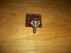 Pioneer CD-4 Phono Demodulator Model QD-240 Carrier Level Control Switch
