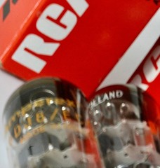 NOS 6DJ8 ECC88 6922 E88CC AMPEREX HOLLAND V-RARE DIMPLE-DISC TUBES MATCHED PAIR