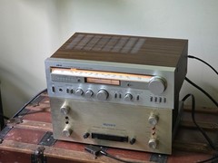 Akai AA-R20 AM/FM Stereo Reciever | Partially Working