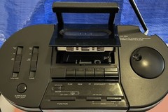 VTG Sony FD-555 / B&W TV-FM-AM Receiver / Cassette Player