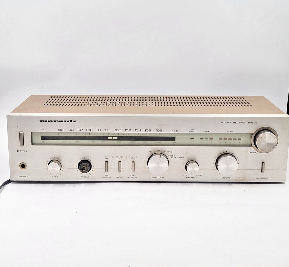 Vintage Marantz SR220 Stereo Receiver Silver Face – UNTESTED For Parts/Repair