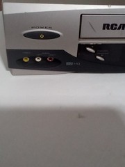 Collectible RCA Model VR637HF 4-Head Mono VHS VCR W/Remote (s)