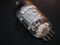 EF86 Siemens 6267 NOS NIB Microphone preamplifier, hum & microphonics tested