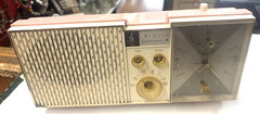 PINK Vintage Emerson G1706 Clock Radio – Soft Pink – PARTS – WORKS