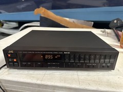 JVC T-G90B FM/AM Computer Controlled Programmable Stereo Tuner Quartz Lock
