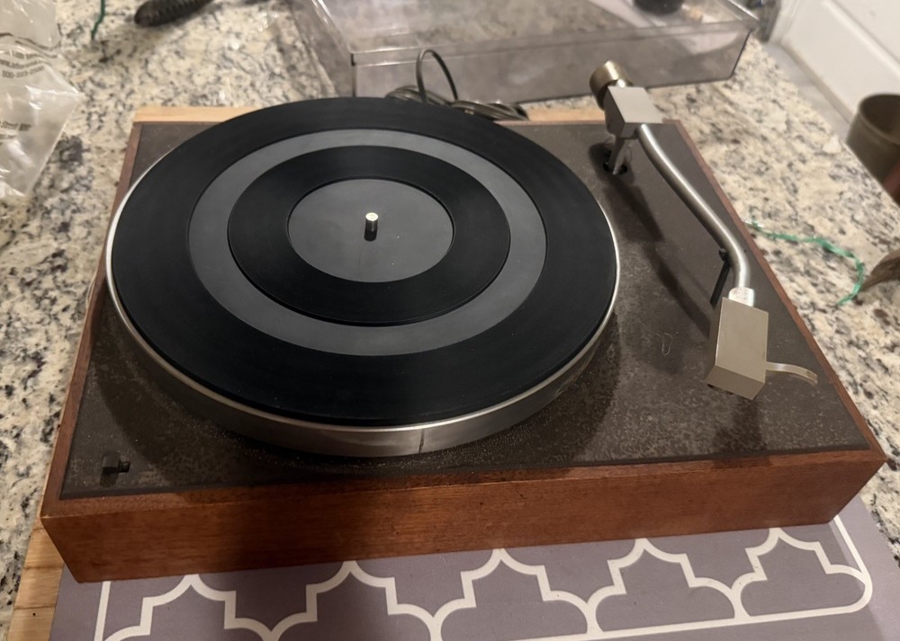 VINTAGE AR XA Belt Drive Turntable