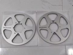 One Pair silvery Technics 10.5 » 1/4 » TAPE REEL TO REEL TAPE Recorders RS 1500