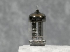New Old Stock vintage GE 12AX7 / ECC83 long plate tube made in 1958