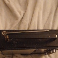 Penncrest 1988A Solid State Radio AM/FM/SW Bands Battery/Electric