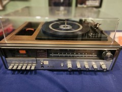 Sanyo JXT6420 Stereo Music System Receiver Turntable Cassette AM/FM Silver Japan