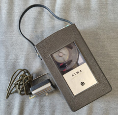 Aiwa TP-61R Rare Vintage Pocket Reel Tape Recorder Japan – Plays!