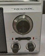 Vintage Radio Shack Realistic 12-625 Portable AM/FM. AC/DC Radio *Needs Antenna