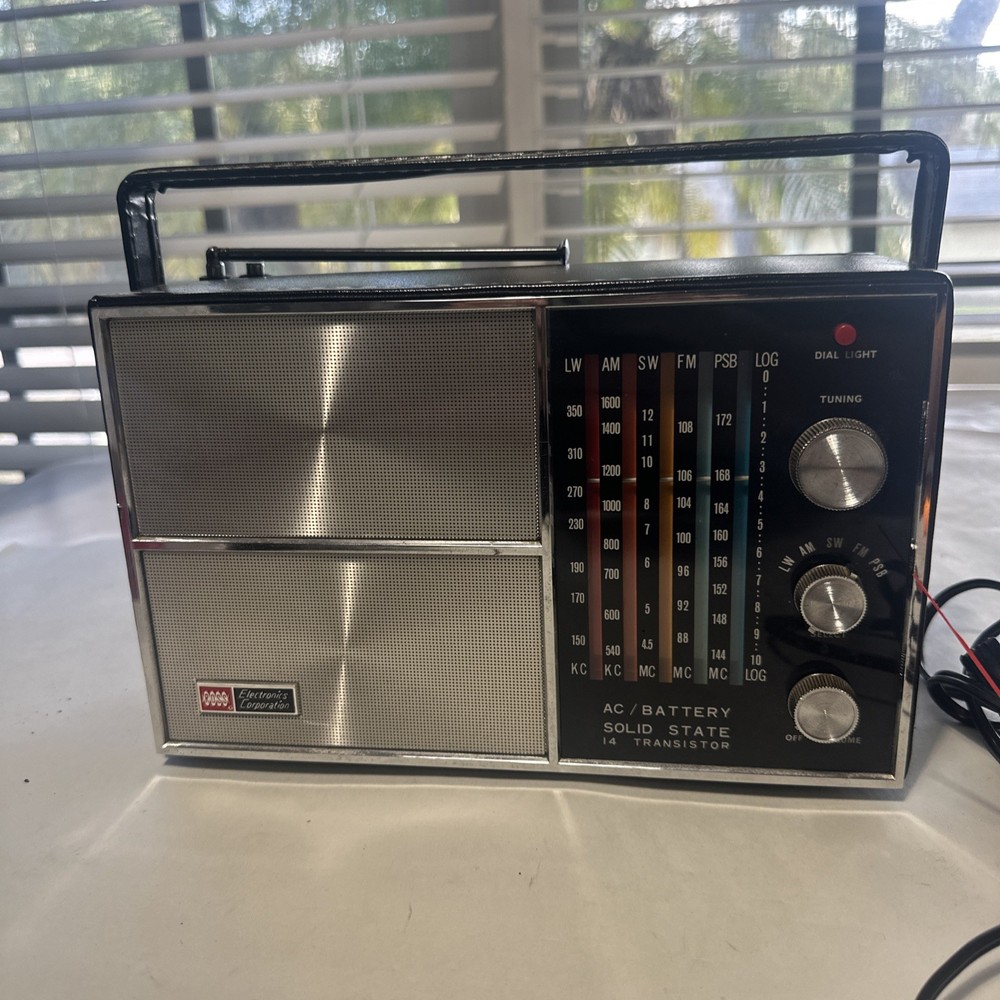 Vintage Ross RE-1954 Multi Band Radio AM FM SW LW Tested Works Japan
