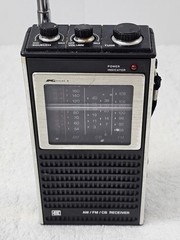 VTG KMART AM FM CB 40 Channel Portable Radio Long Antenna For Parts Repair