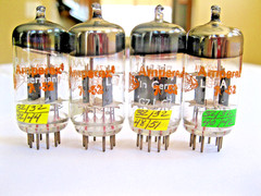 4 12AX7/ECC83 VACUUM TUBES GRAY PLATE O GETTER MATCHED DATE GERMANY TV-7 TESTED