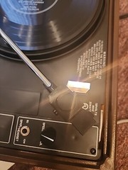 Vintage -Audiotronics 326 A- Portable Turntable Turns On!