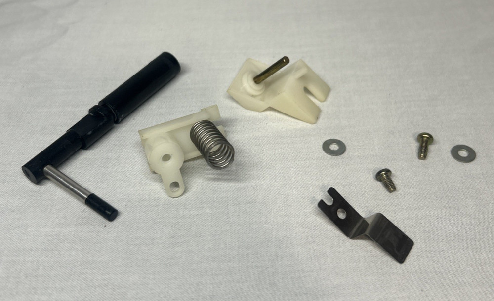 Pioneer PL-518 Cuing Lever and Plastic Parts