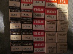 25 vacuum tubes 1v2 6ah6 6an4 6cb6a 12ca5 6cm7 1x2a 6j6a 6au6a 6gu7 6ghh8a +more