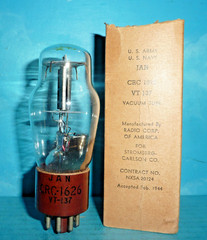 RCA JAN CRC-1626 VT-137 Tube Brown Base Black Plate Snubbers NOS/NIB Tested-