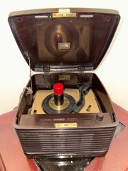 Vintage RCA Victor Victrola 45-EY-3 45 RPM Automatic Record Player – READ