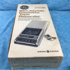 Vintage GE Cassette Tape Recorder w/Box Model 3-50156D No Power Supply-Untested