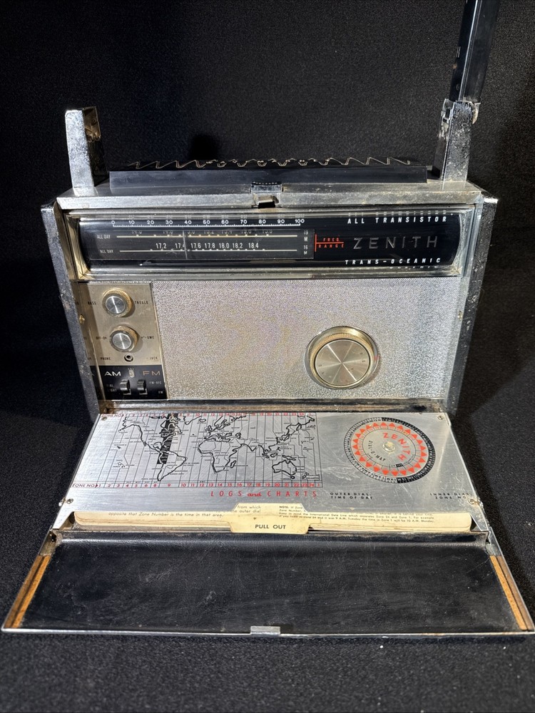 VINTAGE ZENITH ROYAL 3000-1 TRANS-OCEANIC TRANSISTOR RADIO For Parts