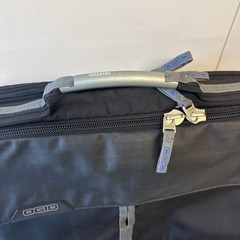 OGIO Padded 15” Laptop Messenger Bag Black