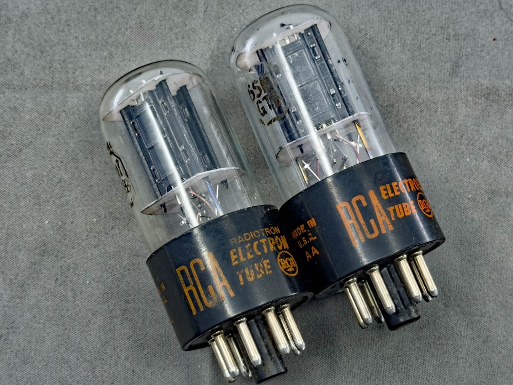 (2) RCA 6SN7GTB Tall Bottle Tubes Staggered Black Plates D Getters Tests Strong