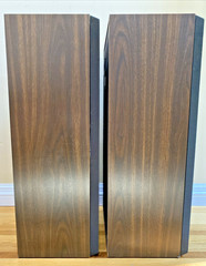 Set of Technics SB-2660 Stereo 3-way Speaker Systems 200 Watts with 12&Prime; Woofers