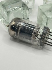1 Tested Rare GE 5751/12ax7/ECC83 Grey Plates Triple Mica tube
