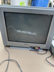 Sony Trinitron 20” CRT TV KV-20FV12 Retro Gaming Television Tested