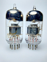2 pcs NEW 6N23P / ECC88 / 6DJ8 Reflector &rsquo;74 SWGP Silver Shields Matched Pair