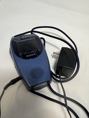 Sony Watchman FDL-221R 2.2 Color LCD TV Combo AM/FM Radio Tested Works (BLUE)