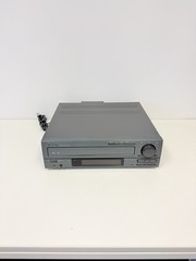 Mitsubishi M-V6022 Laserdisc Player No Remote Tested
