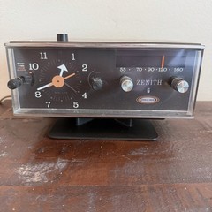 Zenith B285W Circle of Sound AM FM Clock Radio Alarm Vintage Hong Kong Works