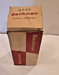 2532 932 Beckman Black Coated Glass made in U.S.A in Original Box Qty 2 Pcs