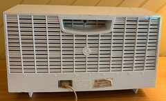 Champagne White 1960s MCM RCA Victor Radio Model 1-F-2E: Now a Bluetooth Speaker