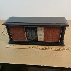 Vintage 1960s RCA Japan 16&Prime; Solid State Wood AM FM Tabletop Radio Pecan WORKS
