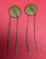 2 pcs RMC MALLORY Capacitor 390 pF 500 V 5% N1500 Ceramic Disc USA