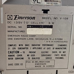 Vintage Emerson V-10 Portable Television from 1982 – AC/DC/Battery – 5&Prime;