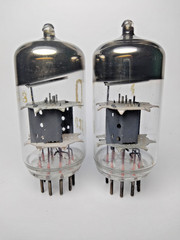 2 pcs USED Ecc83 /12AX7/ RFT Tubes Matched Pair