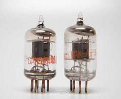 2 – RCA Vacuum Tubes / 6AK5 – EF95 / KT1