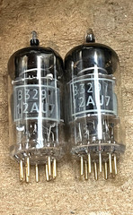 EXTREMELY RARE NOS MATCH PAIR GEC B329 12AU7 ECC82 BRITISH TUBES GOLD PIN 1960&rsquo;S