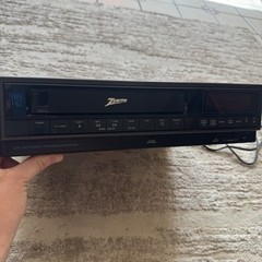 Zenith Video Recorder VCR VRE200 VHS Tape Player Tested Working no Remote Clock