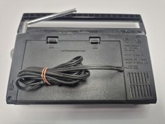 GE General Electric 4-Band AM FM TV Sound Weather 7-2945A Portable Radio 1970s