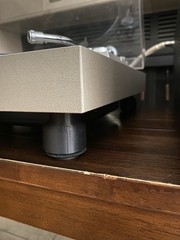 PL- 518 pioneer turntables Clean. fully functioning, Upgraded RCA cable VIDEO